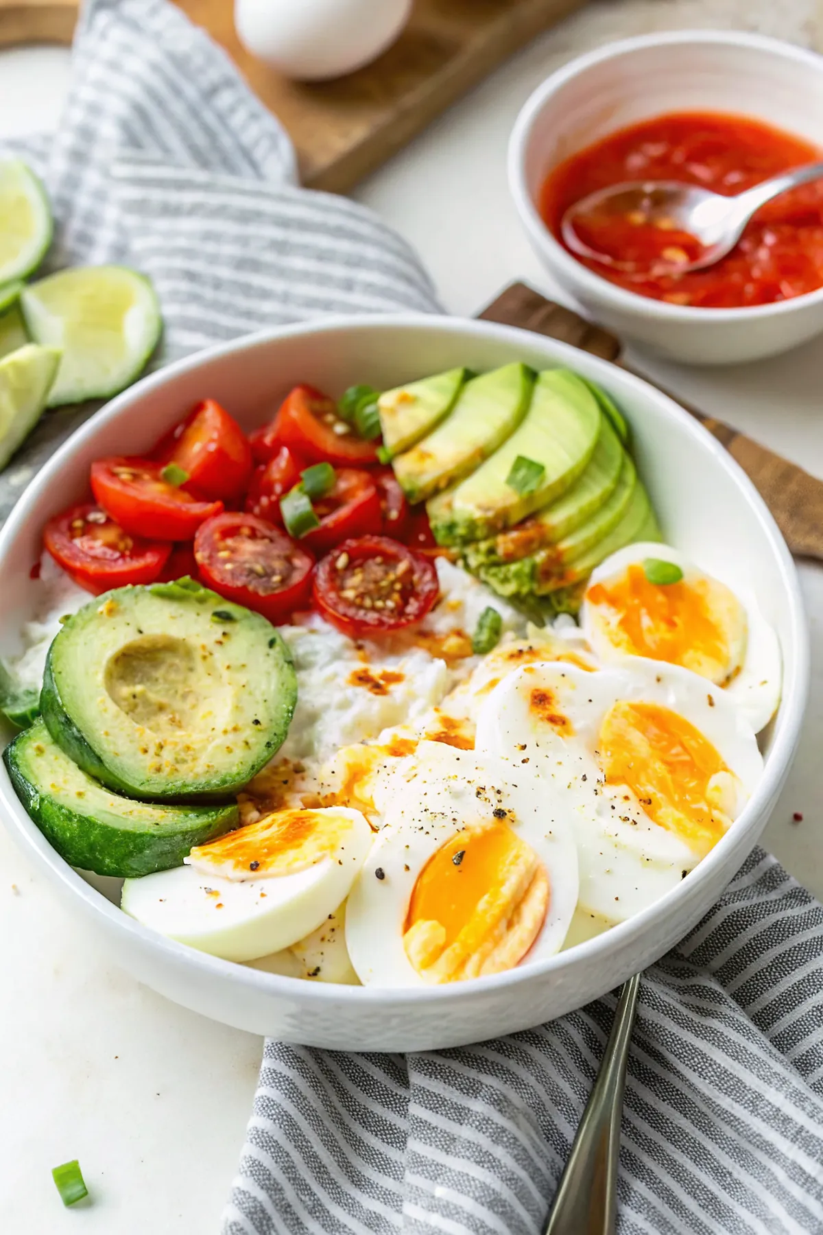 Perfectly seared Viral High Protein Eggs and Cottage Cheese Breakfast Bowl served professional style
