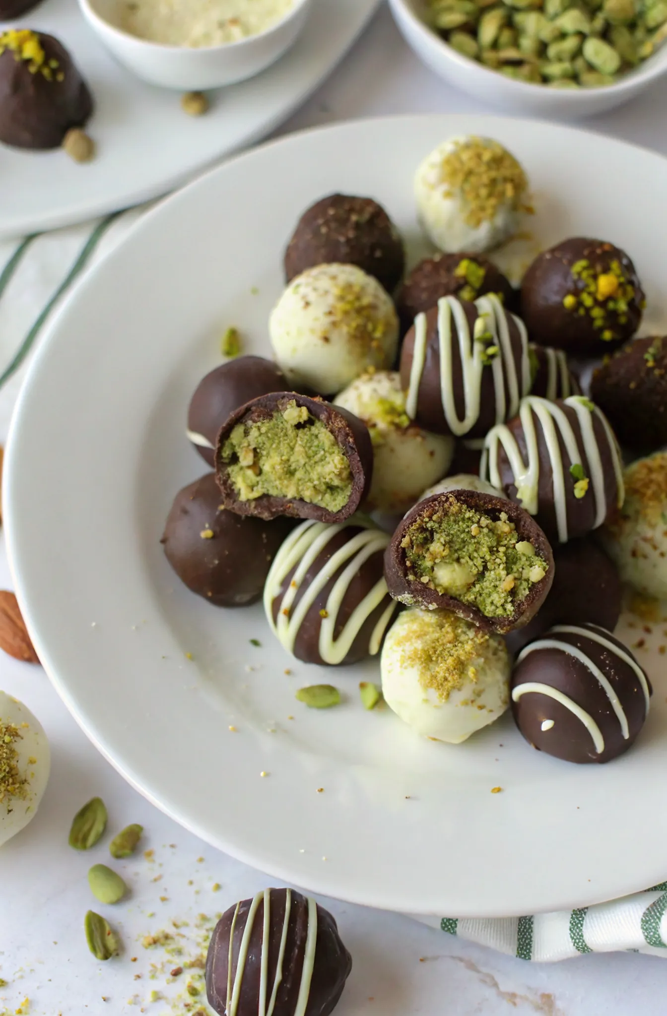 Perfectly seared Dubai Style Pistachio Oreo Truffles served professional style